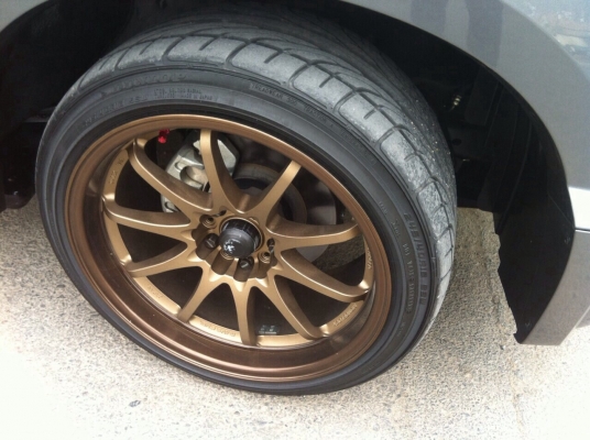 ขายล้อ ce28 พร้อมยาง ขอบ18 หน้า9.5 หลัง10.5.