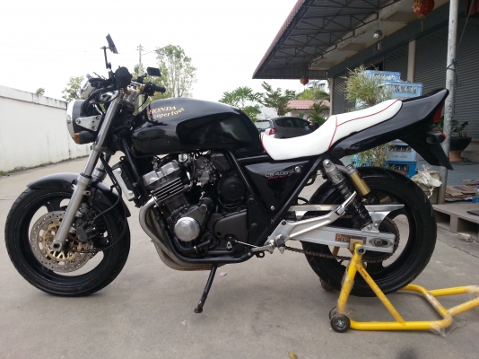 cb 400 y.94 สภาพสวย เครื่องดี  เอกสาร inv. สรรพสามิตตัวจิง 68000