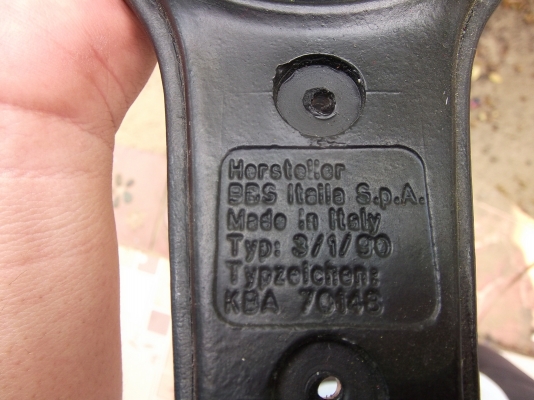 พวงมาลัยแต่ง BBS แท้ ขนาด14นิ้ว ลายเคฟล่า พวงมาลัยแต่ง BBS แท้ ขนาด14นิ้ว ลายเคฟล่า