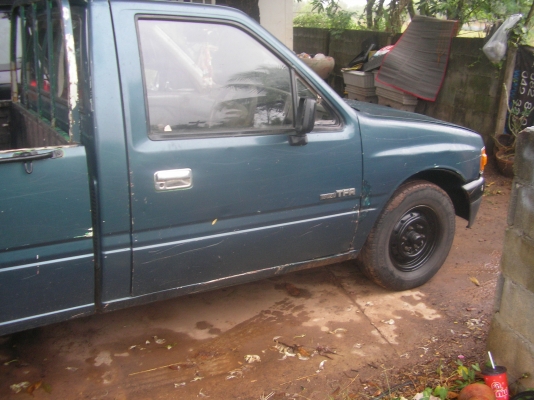 ขาย อีชุชุ TFR เครื่อง89 ฝาทอง2500 เครื่องแน่น ไม่มีไอ ไม่มีเยิ้ม ขาย อีชุชุ TFR เครื่อง89 ฝาทอง2500 เครื่องแน่น ไม่มีไอ ไม่มีเยิ้ม