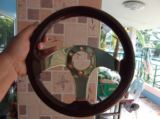 พวงมาลัยไม้ 3 ก้าน ขนาด 12นิ้ว