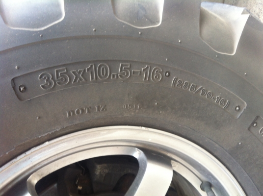 ขายยาง king cobra 35"