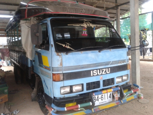 ขายรถโดยสาร NKR110แรง ยาว4.30เมตร ขายรถโดยสาร NKR110แรง ยาว4.30เมตร