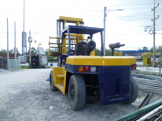 รถยกโคมัสซุ10ตัน