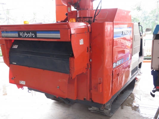รถเกี่ยวข้าว Kubota 24แรง รถสวย พร้อมใช้งาน รถเกี่ยวข้าว Kubota 24แรง รถสวย พร้อมใช้งาน