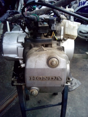 ขายเครื่อง honda wave 110 หัวชีด