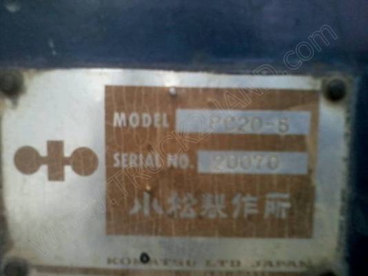 รถแบคโฮ ยี่ห้อ KOMATSU PC20-5 รถแบคโฮ ยี่ห้อ KOMATSU PC20-5
