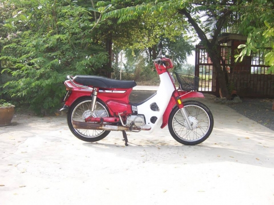 ดรีมคุรุสภาสีแดง สภาพดีมาก สวยๆ