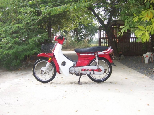 ดรีมคุรุสภาสีแดง สภาพดีมาก สวยๆ