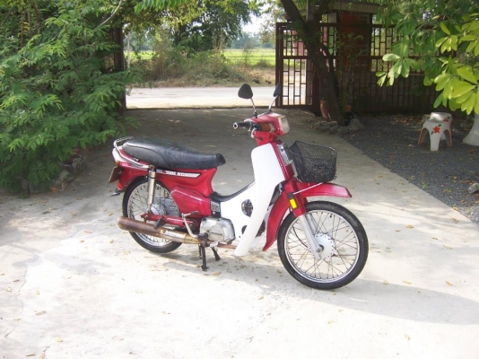 ดรีมคุรุสภาสีแดง สภาพดีมาก สวยๆ