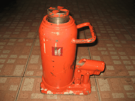 ขายแม่แรง isuzu 30ton made in japan.