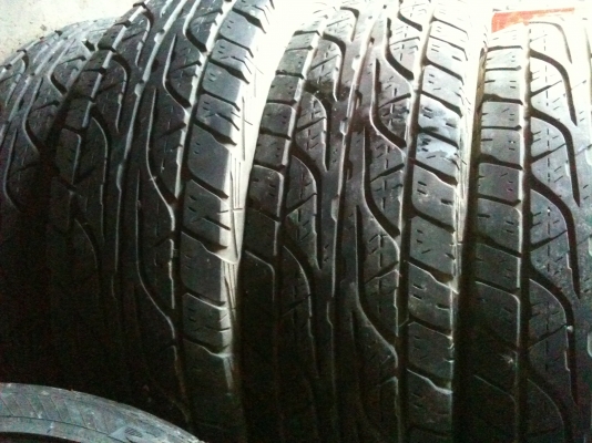 ขายยาง 4X4 DUNLOP 30X9.50 R 15 สภาพสวยๆ ใช้ได้อีกนาน ขายยาง 4X4 DUNLOP 30X9.50 R 15 สภาพสวยๆ ใช้ได้อีกนาน