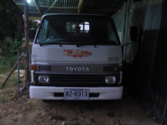 ขายรถบรรทุกTOYOTA 4ล้อ ครับ