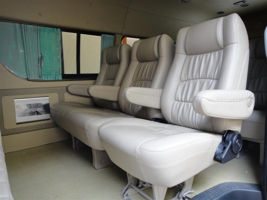 ขายเบาะvipรถู้เก้าที่นั่ง(ยังใหม่ๆอยู่ครับ)