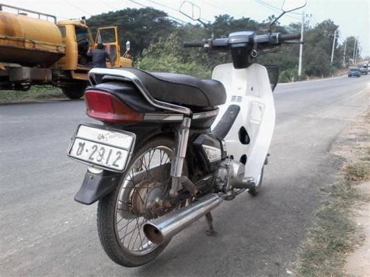 ขายดรีมตูดเป็ดหรือโฉมคุรุสภา ทะเบียนพร้อมโอนภาษีขาดปี 52 เครื่องดีมากอะไหร่เดิมแท้ครบสียังสด ขาย 12500 บาท ขายดรีมตูดเป็ดหรือโฉมคุรุสภา ทะเบียนพร้อมโอนภาษีขาดปี 52 เครื่องดีมากอะไหร่เดิมแท้ครบสียังสด ขาย 12500 บาท