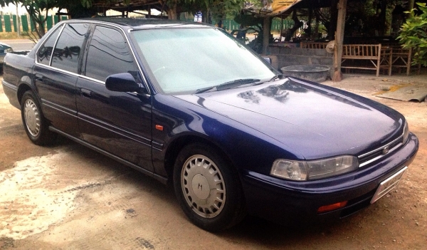 ***ขายแล้วครับขอบคุณ Truck2hand ขายรถเก๋ง ราคาเบาๆ HONDA ACCORD โฉม "ตาเพชร" ปี36/93 เกียร์ Auto ติดแก๊สlpg หัวฉีดลงเล่ม เครื่องดีแน่น ความร้อนปกติ ช่วงล่างดีไม่ส่าย พ.พาวเวอร์ กระจกไฟฟ้า ยางดี4เส้น สีสันดี เก็บงานนิดๆหน่อยๆ พร้อมใช้งาน เอกสารคร