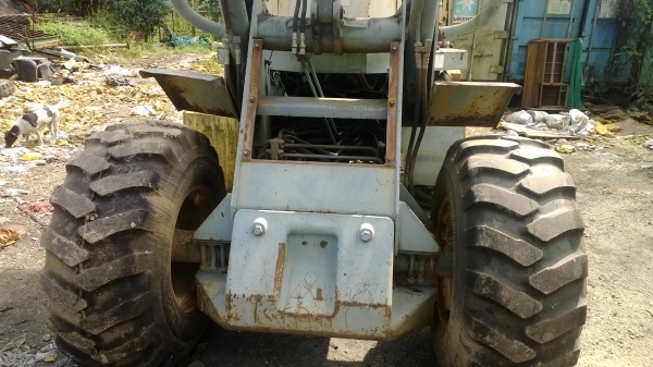 รถตักWS500A มีขุดหลัง บุ็งกี้หน้า1คิว เช็คนอกซื้อมาใช้น้อยมาก รถพร้อมใช้ สภาพแจ๋ว...มีเล่มทะเบียน.