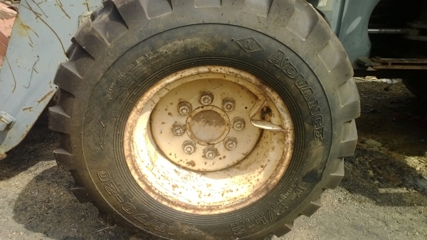 รถตักWS500A มีขุดหลัง บุ็งกี้หน้า1คิว เช็คนอกซื้อมาใช้น้อยมาก รถพร้อมใช้ สภาพแจ๋ว...มีเล่มทะเบียน.