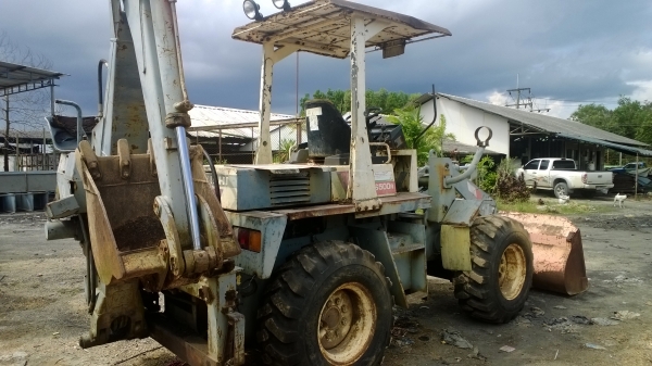 รถตักWS500A มีขุดหลัง บุ็งกี้หน้า1คิว เช็คนอกซื้อมาใช้น้อยมาก รถพร้อมใช้ สภาพแจ๋ว...มีเล่มทะเบียน.