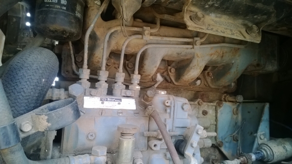 รถตักWS500A มีขุดหลัง บุ็งกี้หน้า1คิว เช็คนอกซื้อมาใช้น้อยมาก รถพร้อมใช้ สภาพแจ๋ว...มีเล่มทะเบียน.