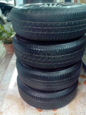 ขายแม้ก15.6.5 4รู100 เดิมๆเงาๆพร้อมยางราคาถูก175/65/15ปี11 5500บ ขายแม้ก15.6.5 4รู100 เดิมๆเงาๆพร้อมยางราคาถูก175/65/15ปี11 5500บ