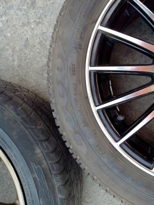 ขายแม้ก15.6.5 4รู100 เดิมๆเงาๆพร้อมยางราคาถูก175/65/15ปี11 5500บ ขายแม้ก15.6.5 4รู100 เดิมๆเงาๆพร้อมยางราคาถูก175/65/15ปี11 5500บ