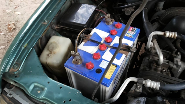 ***ขายแล้วครับขอบคุณ Truck2hand ดราก้อน 2.8 slx ปี43/00 เครื่องเดิมเกียร์เดิม แน่นดี ช่วงล่างคัสซีสวยเดิมไม่ปะไม่ดาม กระบะดี สีสันสวยรถเคลียร์สีมา ภายในสวยคอนโซลครบ พ.พาวเวอร์ แอร์เย็น กระจกไฟฟ้า ล้อแม็ก ยางสวย4เส้น พร้อมใช้ พร้อมลุยงาน ทะเบียนเต็ม เอกสาร