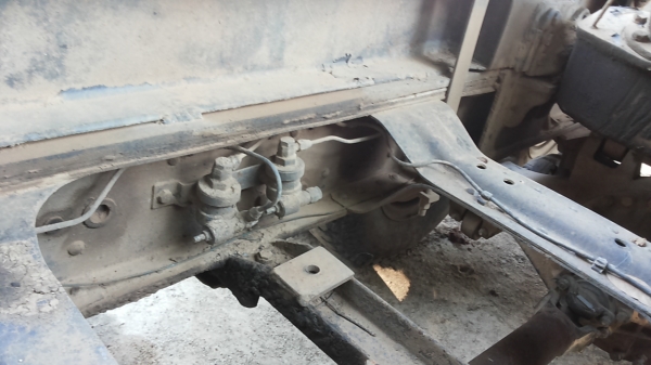 **500,000 บ.ต่อรอง**ขาย10ล้อเพลาเดียวดั้ม Isuzu Jcm 6bf1 185hp เครื่องแน่น แรงดี ช่วงล่างดีคัสซีดี มีบวมข้างใหนบ้างตามอายุ กระบะดั๊มเหล็ก แบบสามมิตรลอนเฉียง กระบะสภาพดี ข้างดี พื้นดีสวยไม่ผุ สีสันพอใช้ หัวบางเดิม สีมีลอก ภายในดีคอนโซลโอเค ดั๊มยิงหน้า ดั๊ม