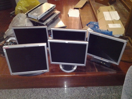 ขายจอคอม 17 ถูกๆ ครับ