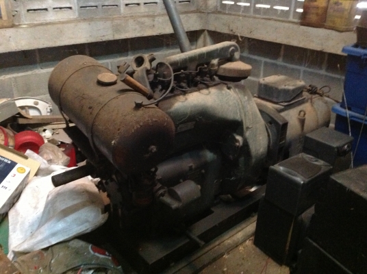 เครื่องจักรกล และอุปกรณ็