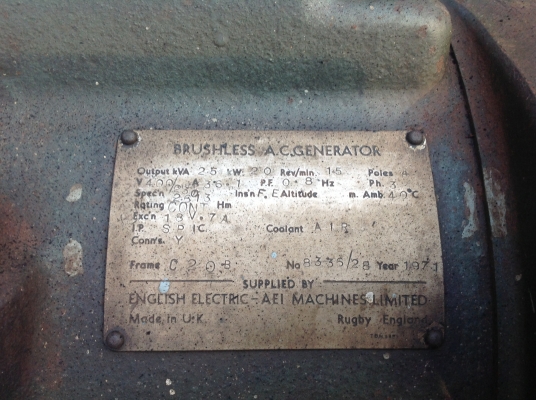 เครื่องจักรกล และอุปกรณ็