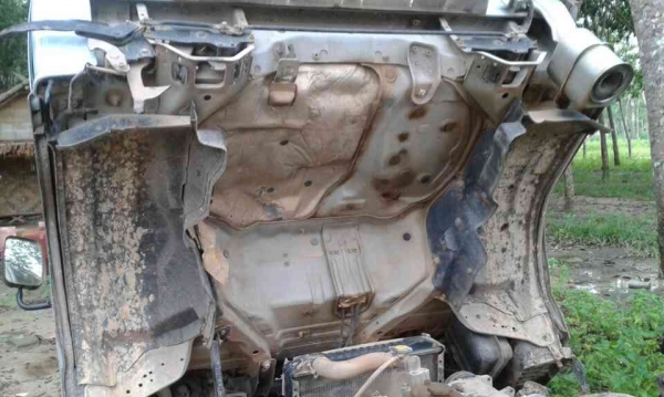 ISUZU NKR55EX5 6ล้อดั้ม รถห้างแท้ รถสวย พร้อมใช้...