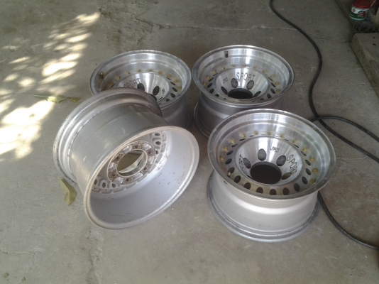 JOECLASSIC..ขายแม็กหยดน้ำ8.5นิ้ว 6รู ขอบ15..หมุดทองยังอยู่ครบ..6500 JOECLASSIC..ขายแม็กหยดน้ำ8.5นิ้ว 6รู ขอบ15..หมุดทองยังอยู่ครบ..6500