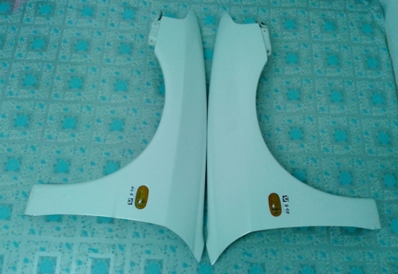 แก้มสวยๆ แลนเซอร์ท้ายเบนซ์ CK4 ปี 2001