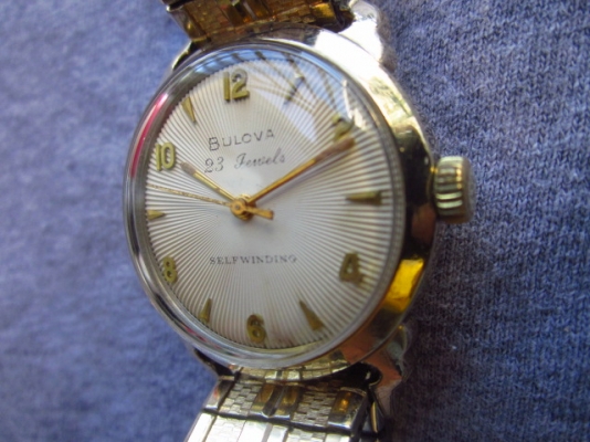 +++++ BULOVA กะหลั่ยทองหน้ากีโยเช่คลาสสิค +++++ +++++ BULOVA กะหลั่ยทองหน้ากีโยเช่คลาสสิค +++++