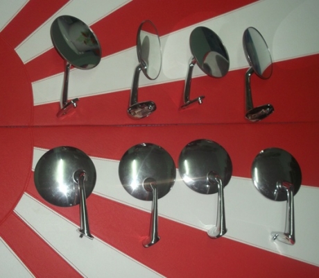 ขายกระจกเเก้มทรงกลมโครเมี่ยมสภาพสวยๆของดัทสัน 620 ดัทสัน 521 ดัทสัน320 มาสด้า เเละอืนๆใส่ได้หลายรุ่น