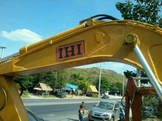 รถแบคโฮ ยี่ห้อ IHI