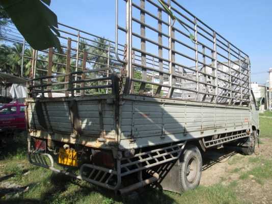 ขาย Hino FC2W 120แรง รถห้าง ยาว5.50ม. ปี2000.