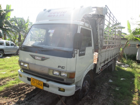 ขาย Hino FC2W 120แรง รถห้าง ยาว5.50ม. ปี2000.