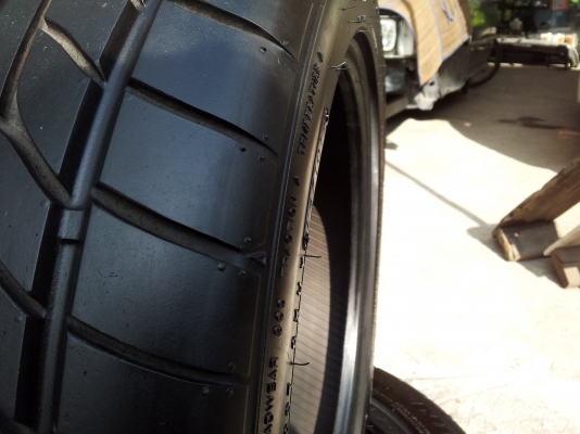 ขายยาง Nitto NT555 Japan 1 คู่ 255/40/17 ยางปี12