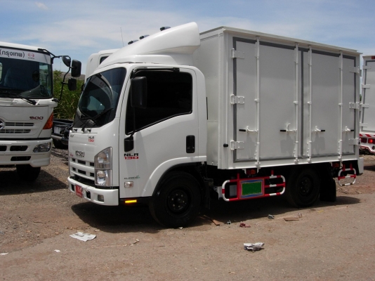 จำหน่ายรถบรรทุก อีซูซุ ทุกรุ่นครับ รถใหม่ครับ