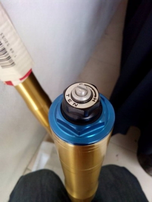 ขาย USD + แผงคอ  ZX6  สวยๆ ซื้อมายังไม่ได้ใช้