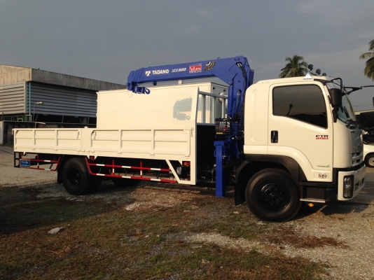 จำหน่ายรถบรรทุก อีซูซุ ทุกรุ่นครับ รถใหม่ครับ