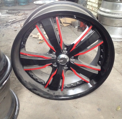 ขายล้อขอบ 20x8.5 ออฟ42 5/114.3 สวยๆ ราคาไม่แพง