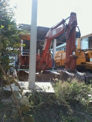 รถแบคโฮ ยี่ห้อ IHI