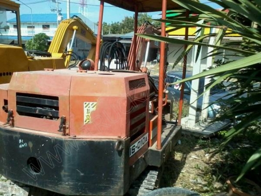 รถแบคโฮ ยี่ห้อ IHI