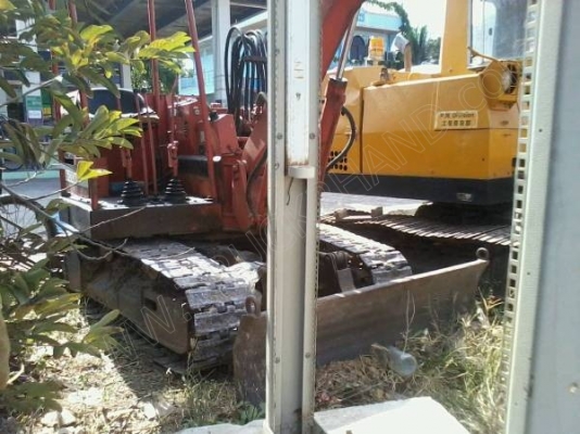 รถแบคโฮ ยี่ห้อ IHI