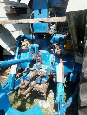 รถไถ ยี่ห้อ FORD รถไถ ยี่ห้อ FORD