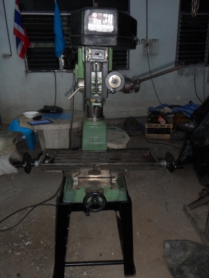 ขายครับขาย มิลลิ่งตั่งโต๊ะ ไฟบ้าน สภาพใช้งาน 32000 บาท