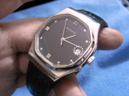 17ธ.ค.((น้าเล็ก)) นำเสนอนาฬิกา ข้อมือ หลายเรือน